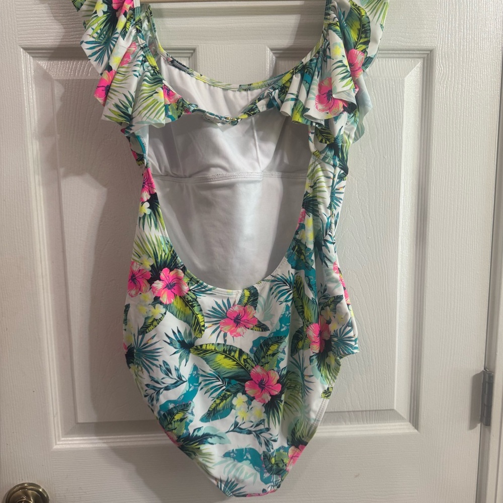 Floral Ruffle One-Piece Swimsuit - Picture 2 of 2
